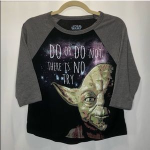 Star Wars Yoda Graphic Tee Shirt